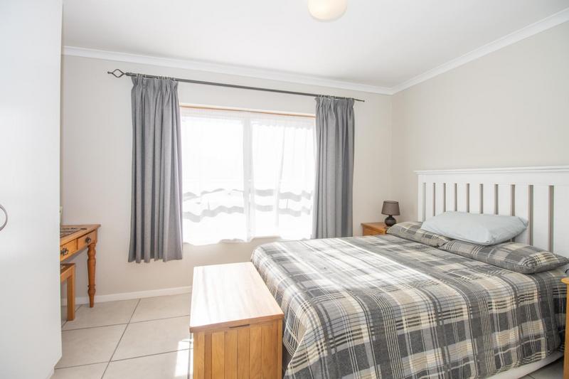 2 Bedroom Property for Sale in Heathfield Western Cape